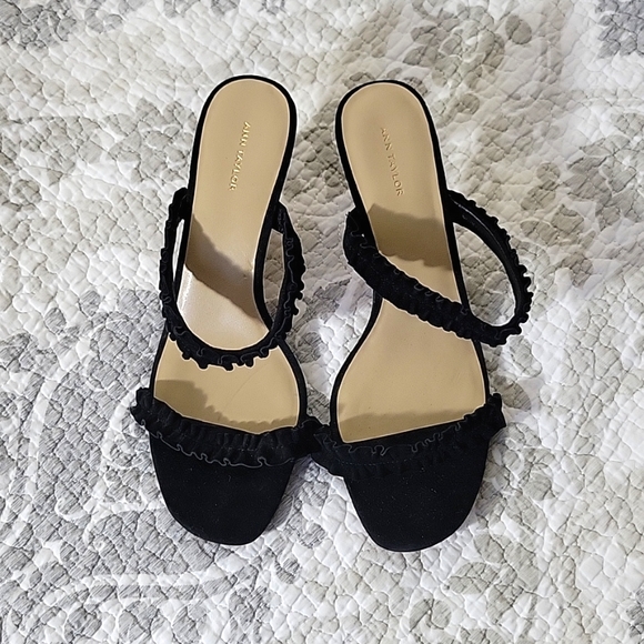 Ann Taylor Shoes - Picture 1 of 2